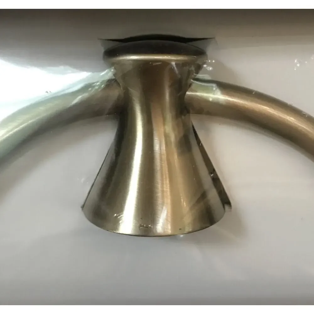 New Sealed Delta Lahara Collection Champagne Bronze Bathroom Hand Towel Ring